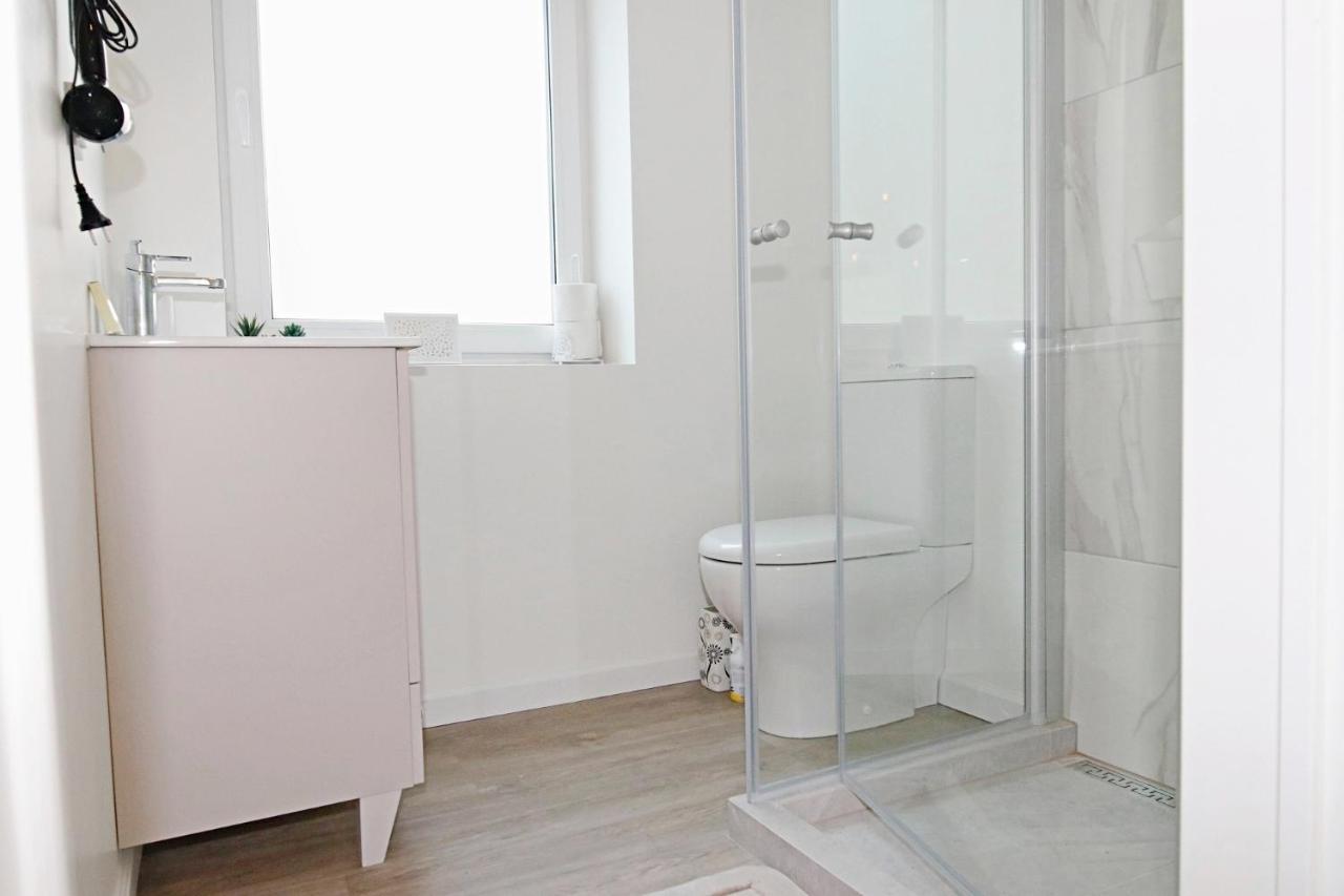 Minimalist Studio Old Town Apartments By Hostlovers Kaunas Ngoại thất bức ảnh