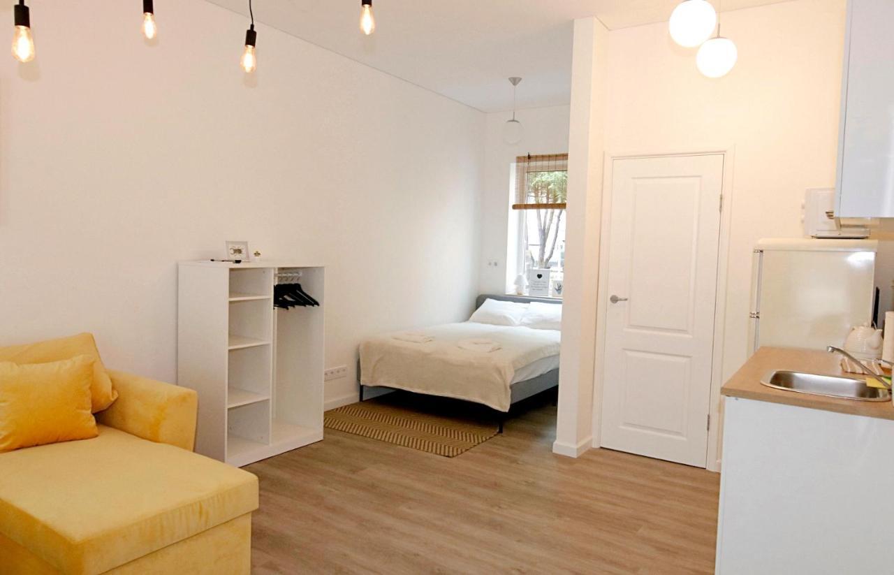 Minimalist Studio Old Town Apartments By Hostlovers Kaunas Ngoại thất bức ảnh